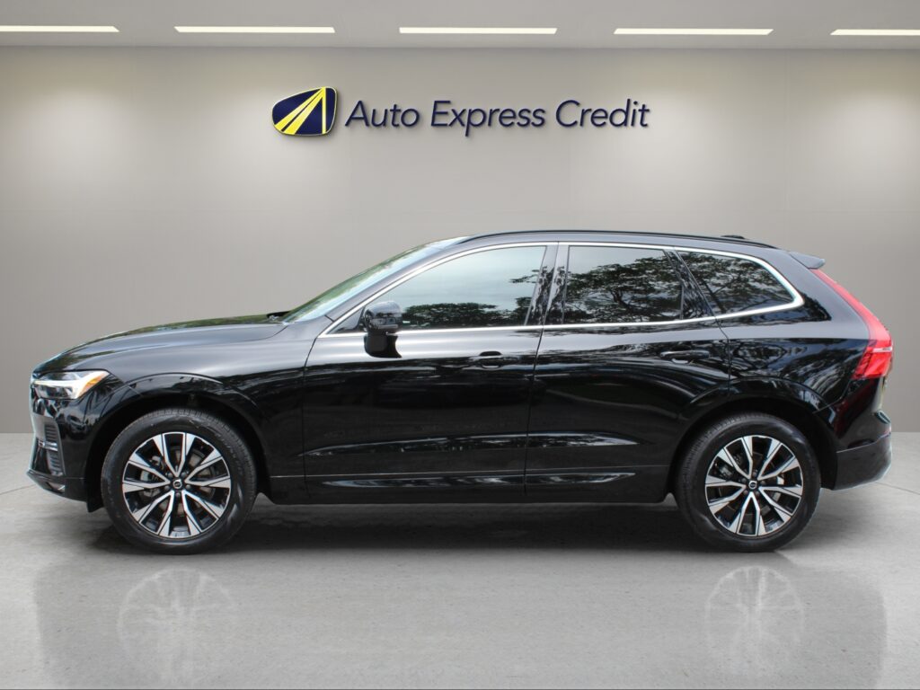 2023 Volvo XC60 B5 Core