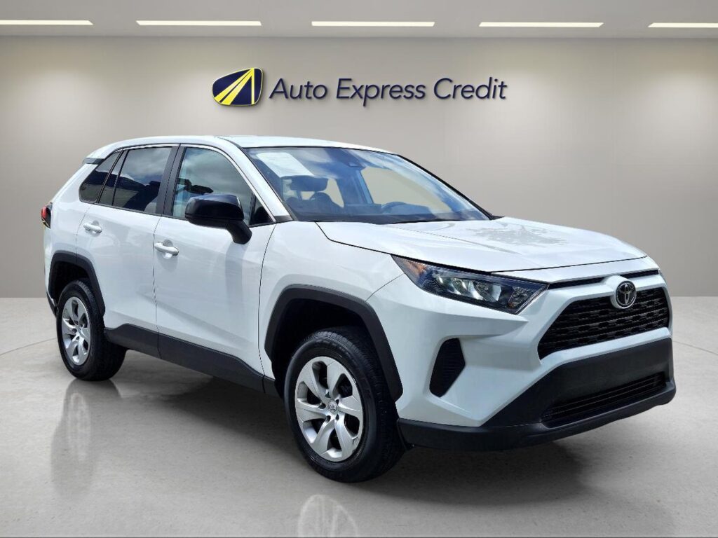 2022 Toyota RAV4 LE