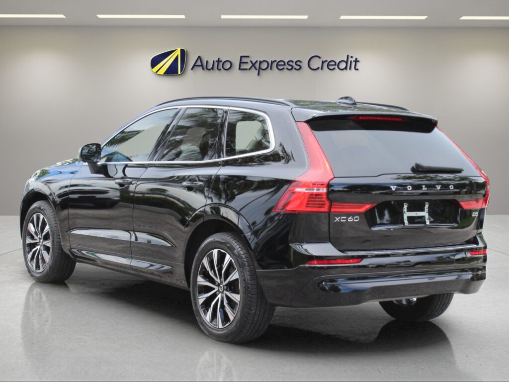 2023 Volvo XC60 B5 Core