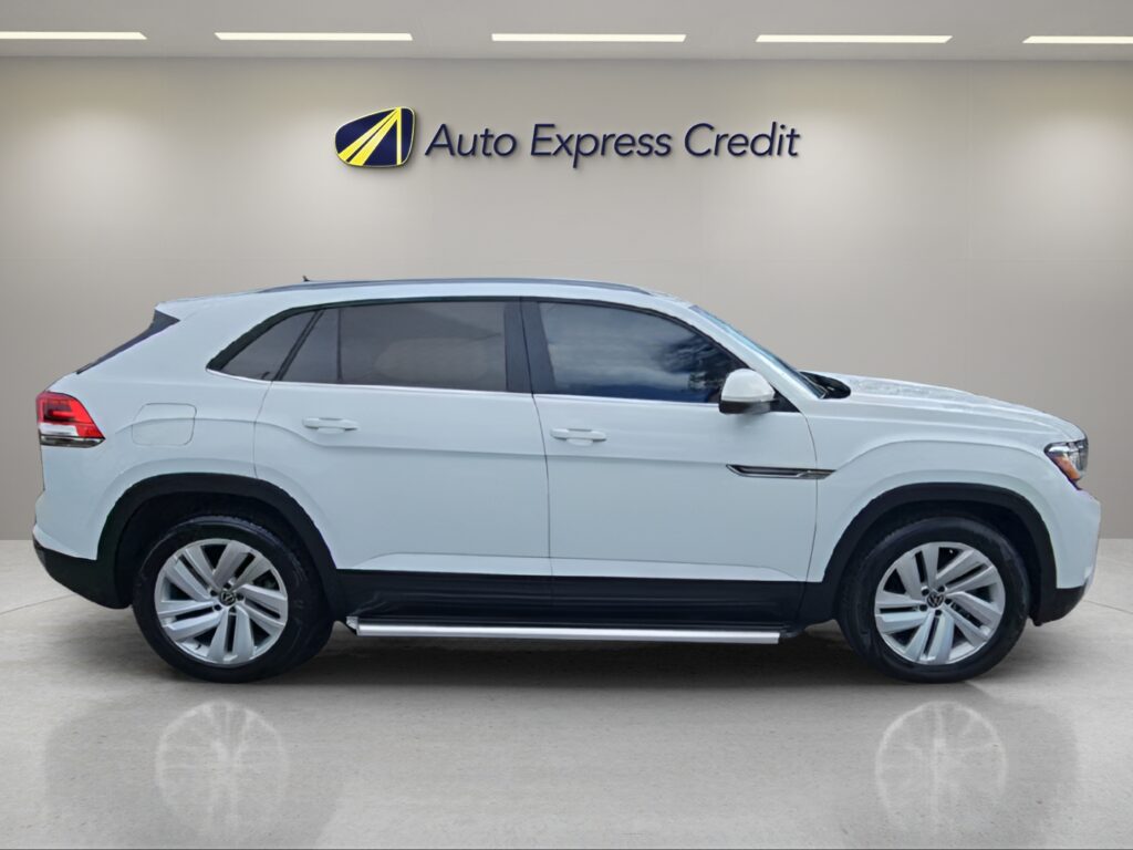 2020 Volkswagen Atlas Cross Sport 3.6L V6 SE w/Technology | 3.6L V6 SE w/Technology R-Line
