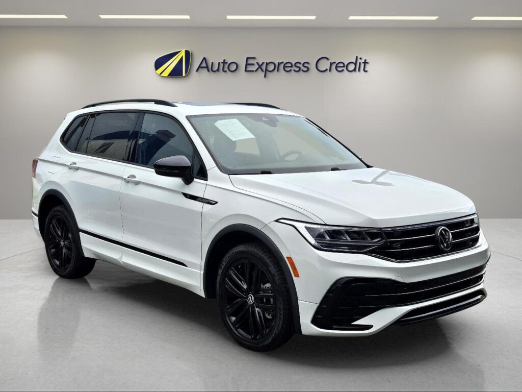 2022 Volkswagen Tiguan 2.0T SE R-Line Black