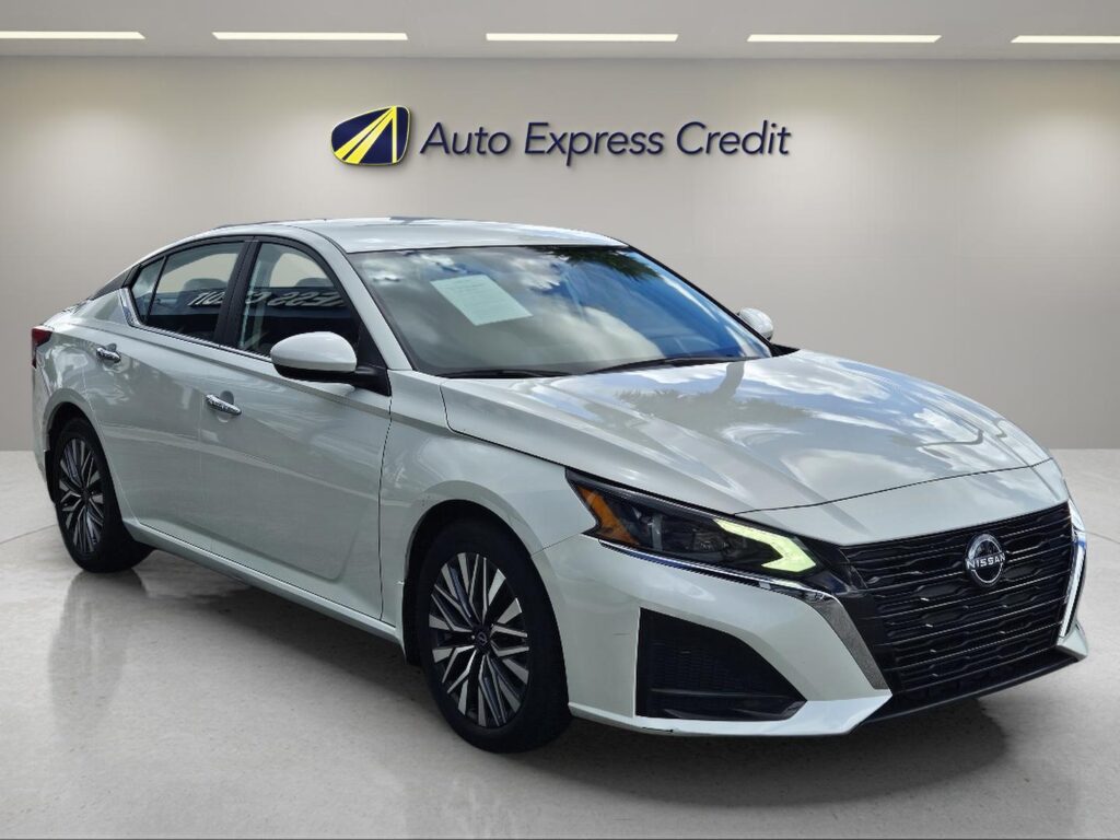 2023 Nissan Altima SV FWD