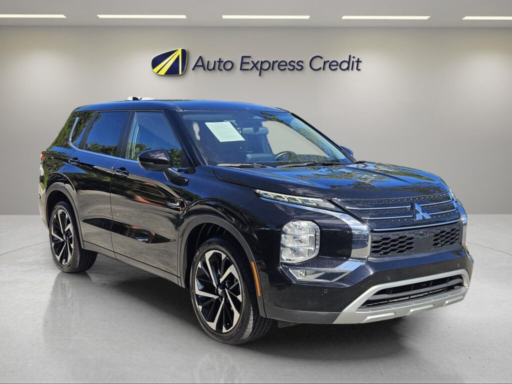 2024 Mitsubishi Outlander SE 2.5 2WD | SE Black Edition S-AWC | SE Black Edition w/Pano Roof S-AWC