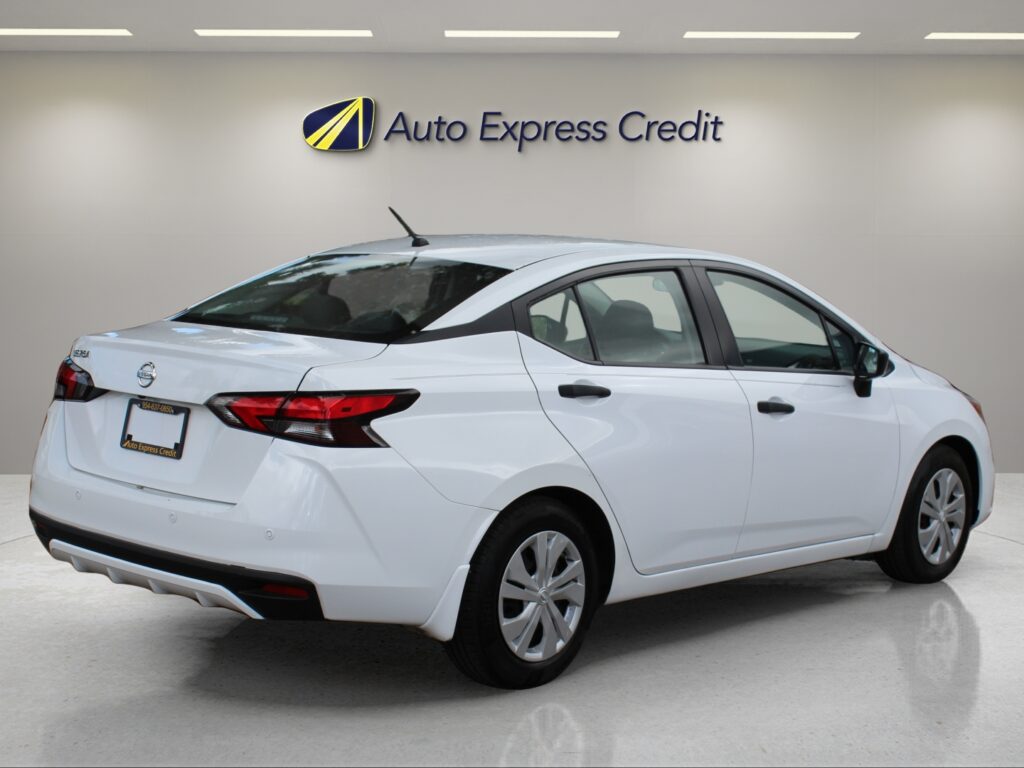 2020 Nissan Versa S CVT