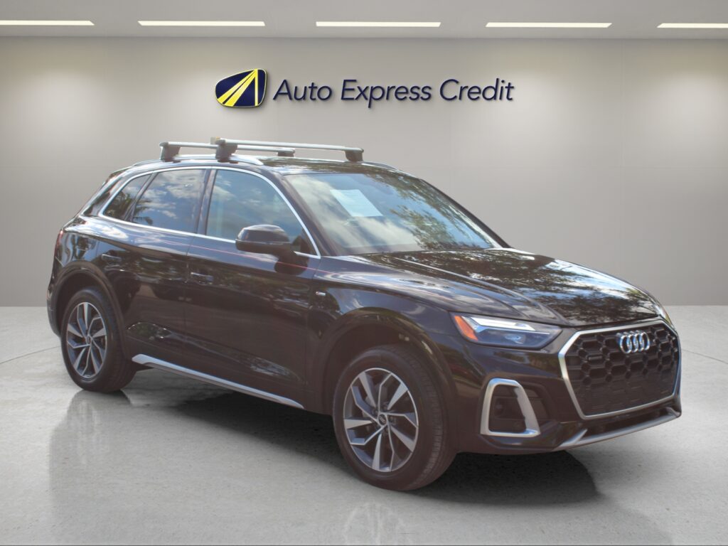 2023 Audi Q5 S line Premium Plus