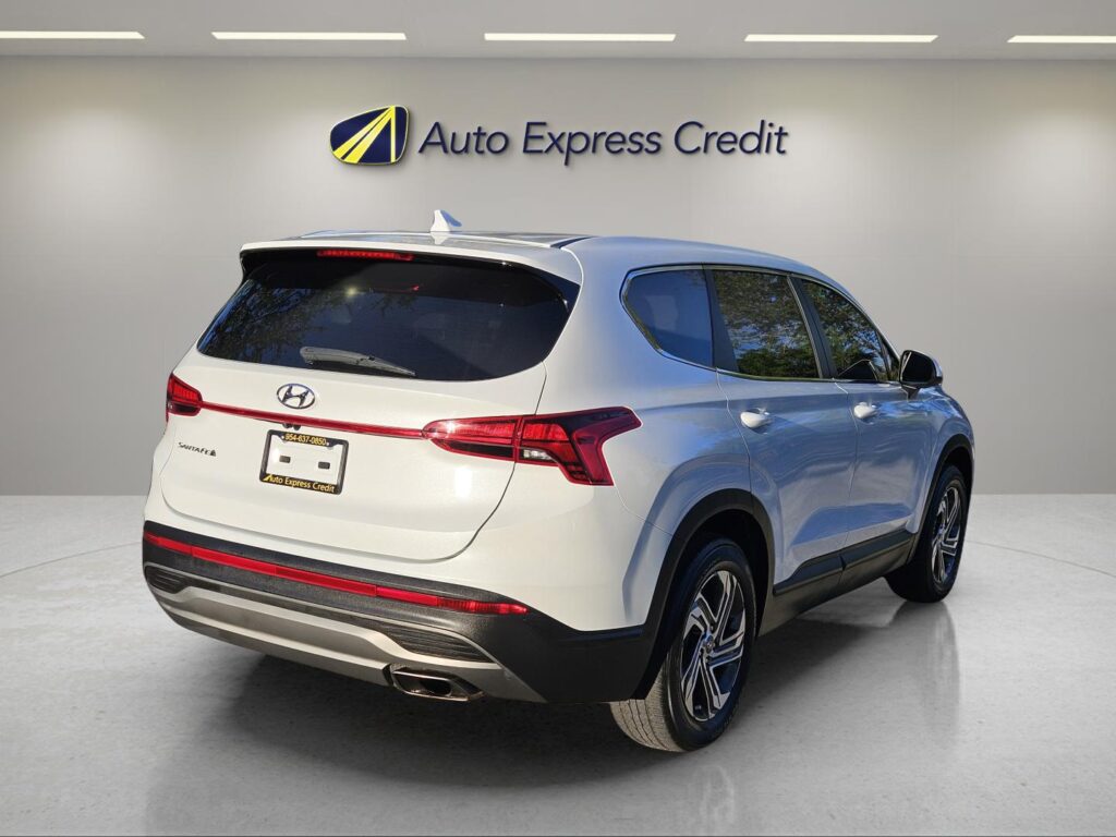 2022 Hyundai Santa Fe SE