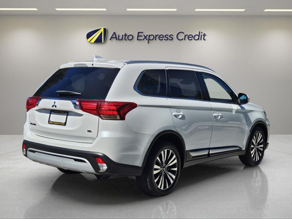 2020 Mitsubishi Outlander SEL AWD