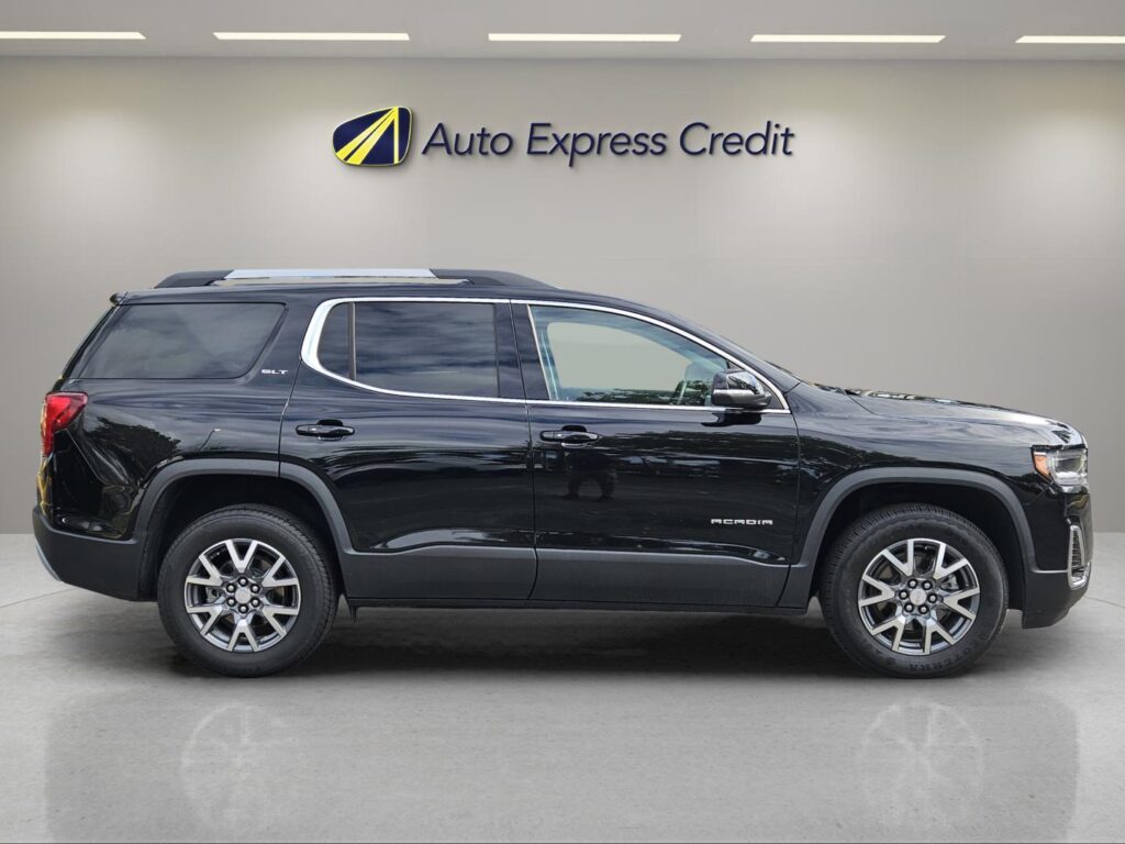 2023 GMC Acadia FWD SLT