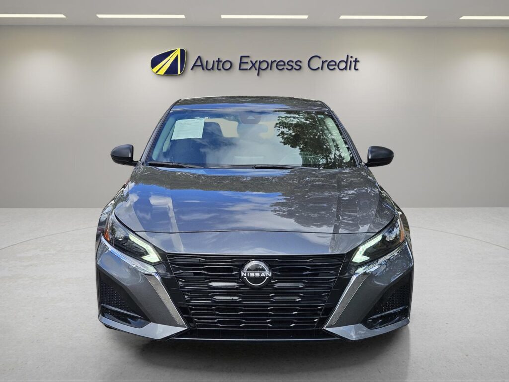 2024 Nissan Altima SV FWD