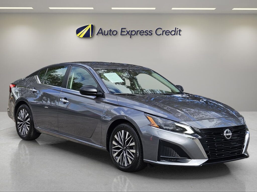 2024 Nissan Altima SV FWD