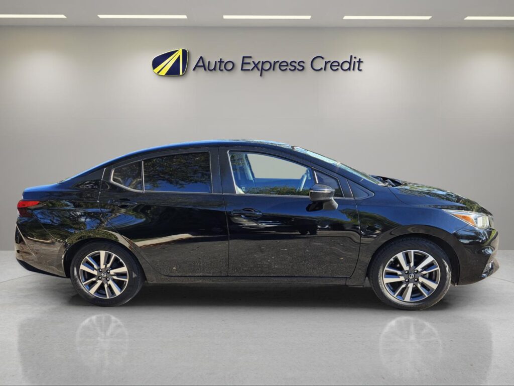 2020 Nissan Versa SV