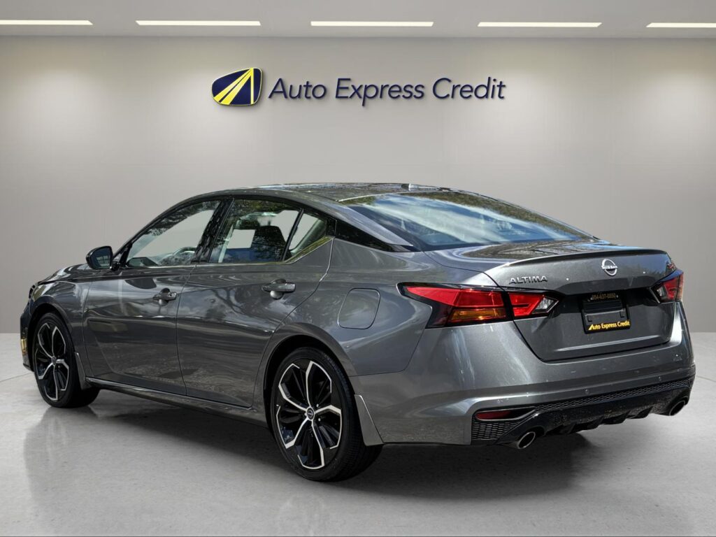 2024 Nissan Altima SR FWD