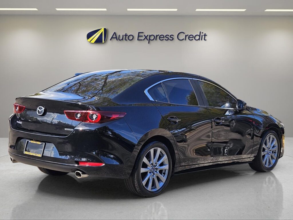 2023 Mazda MAZDA3 Preferred