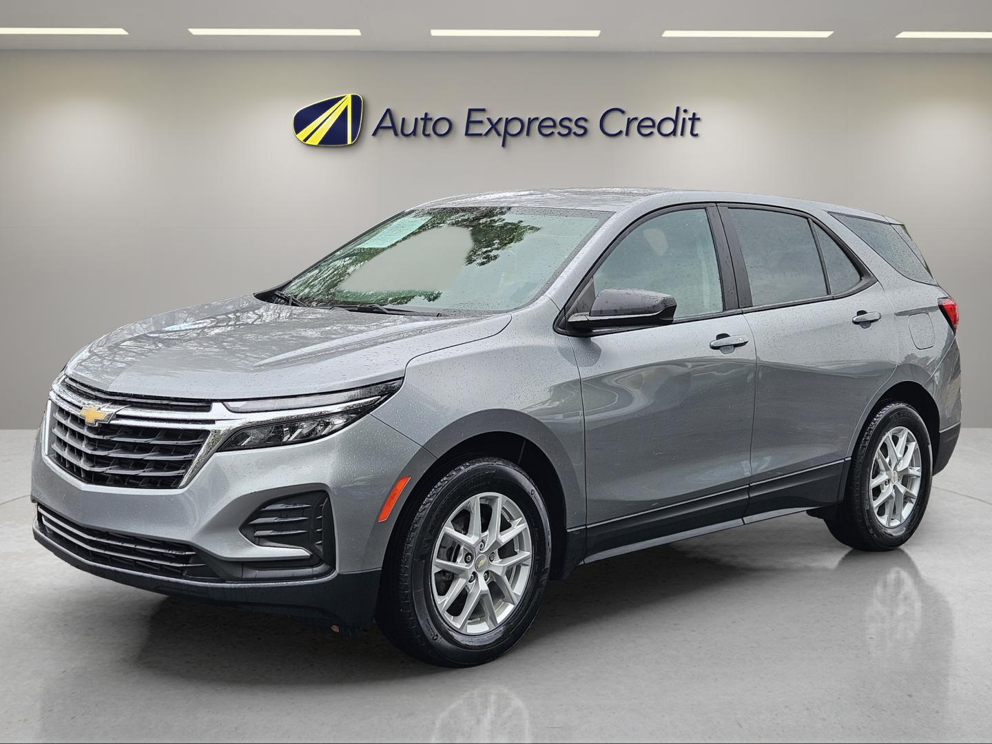 2024 Chevrolet Equinox LS - Photo 6