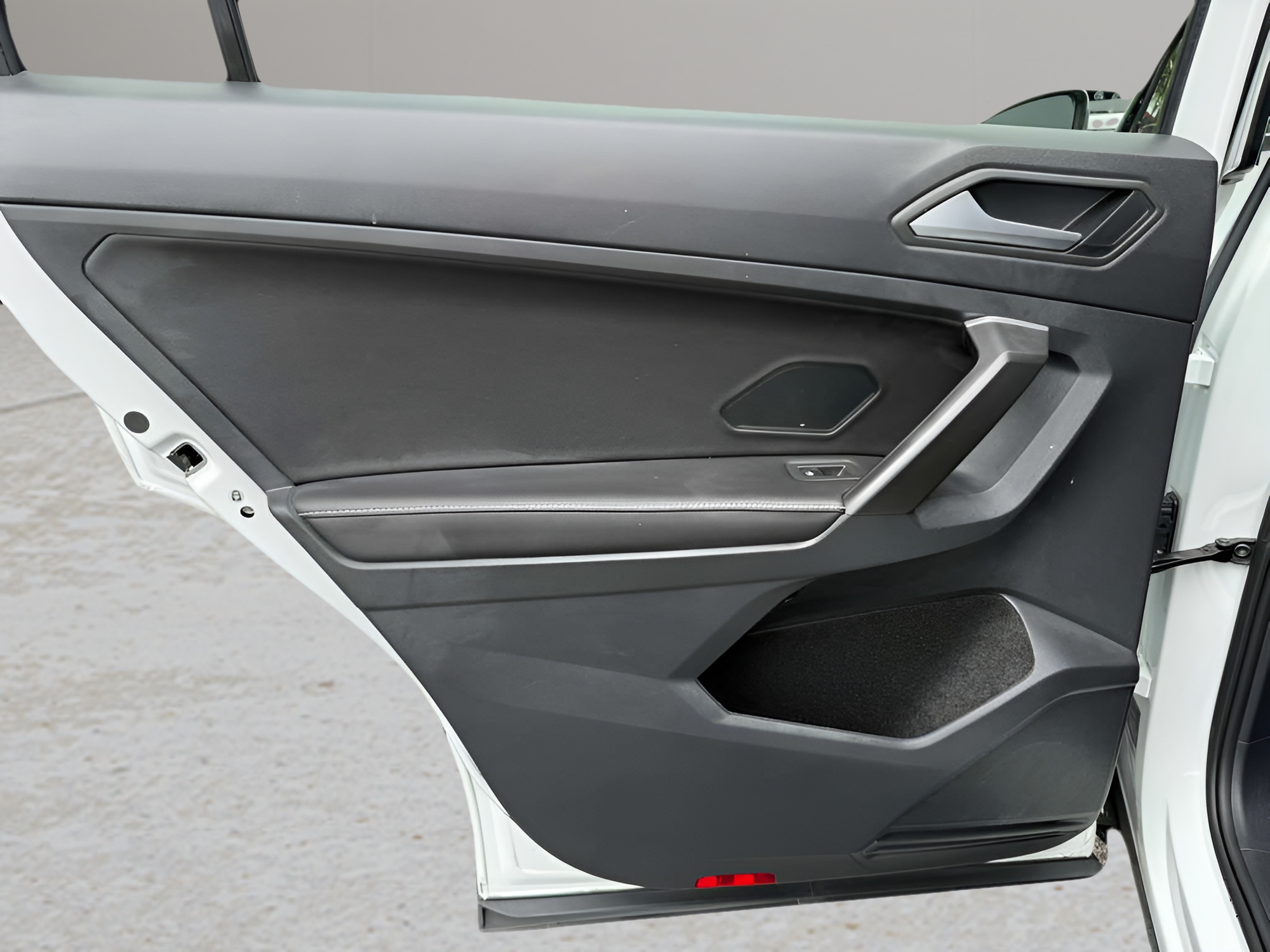 2024 Volkswagen Tiguan S - Photo 38