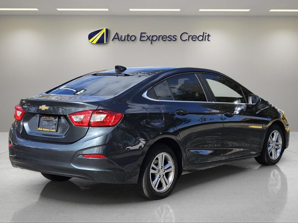 2018 Chevrolet Cruze LT Auto
