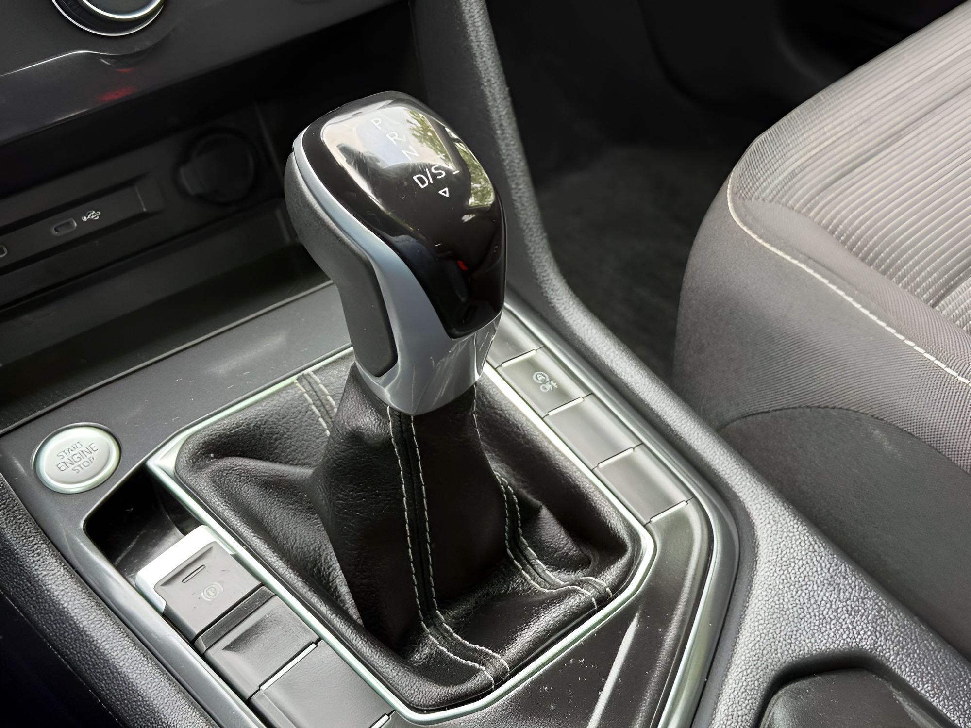 2024 Volkswagen Tiguan S - Photo 22