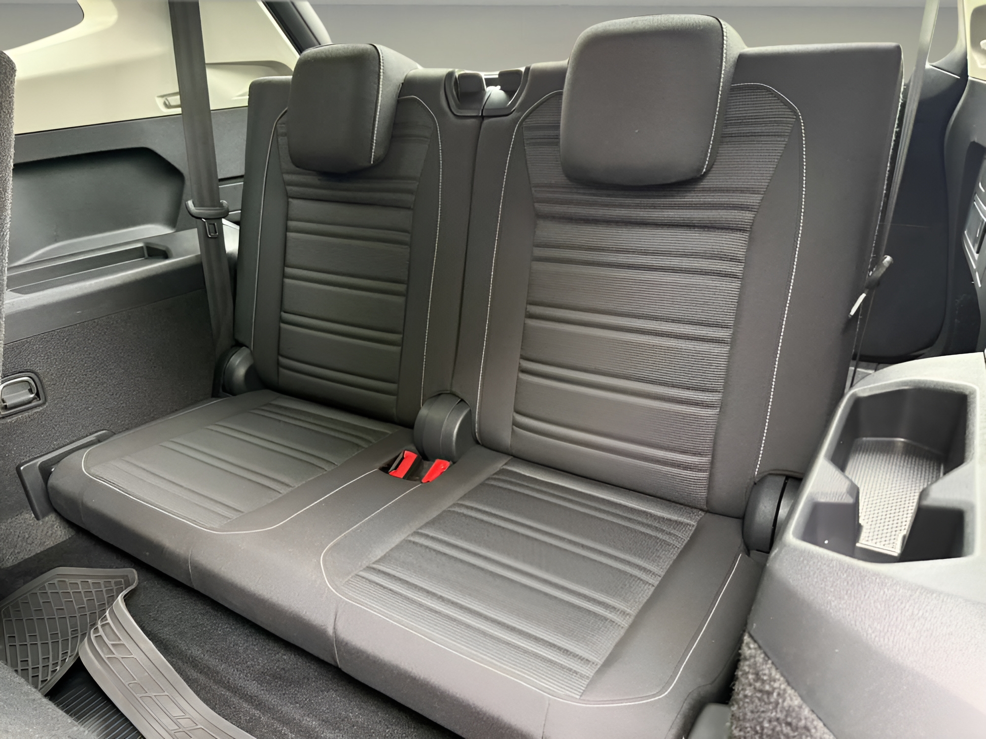 2024 Volkswagen Tiguan S - Photo 37