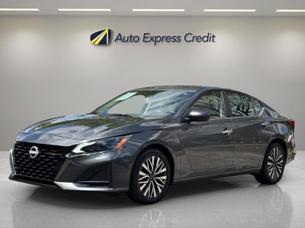 2024 Nissan Altima SV FWD