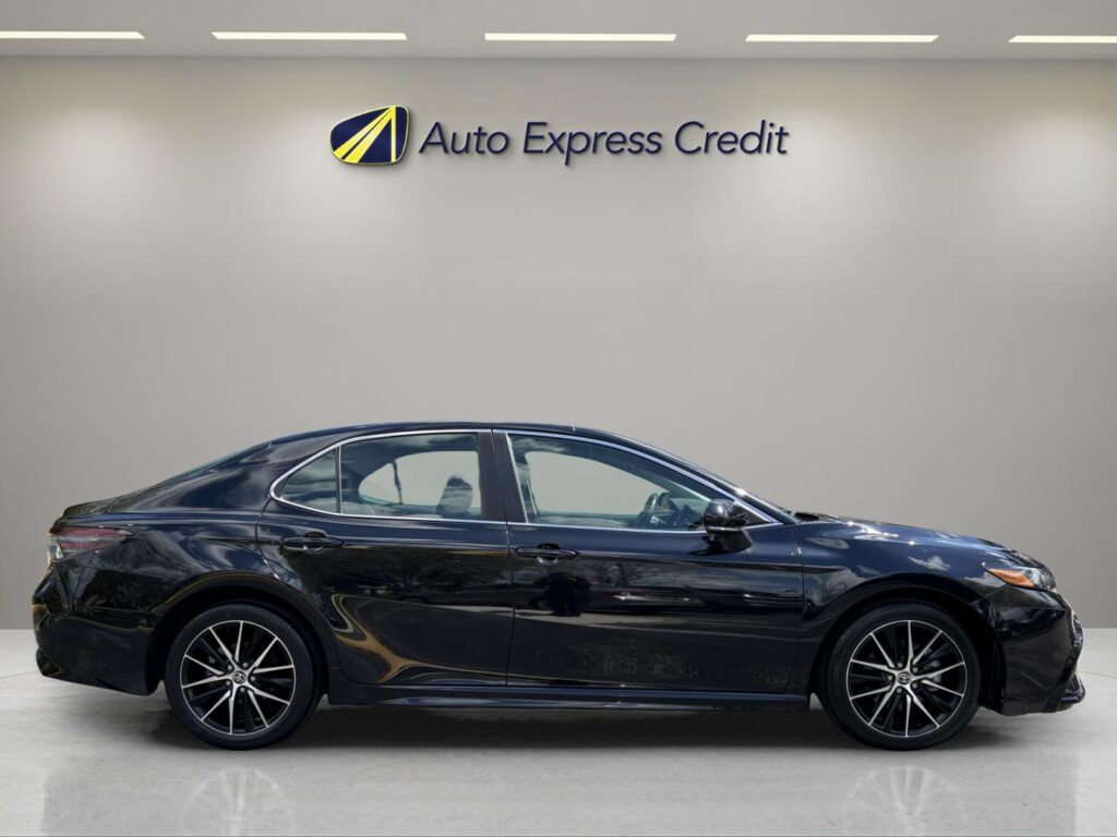 2023 Toyota Camry SE | SE Nightshade Edition | SE Nightshade Edition Hybrid