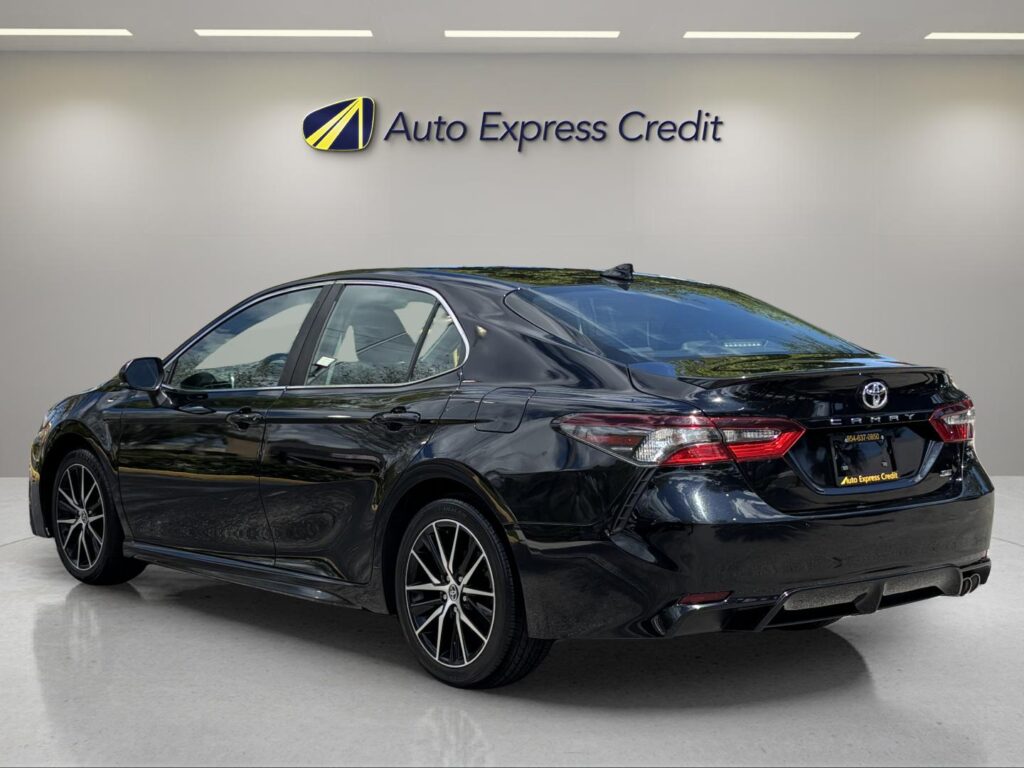 2023 Toyota Camry SE | SE Nightshade Edition | SE Nightshade Edition Hybrid