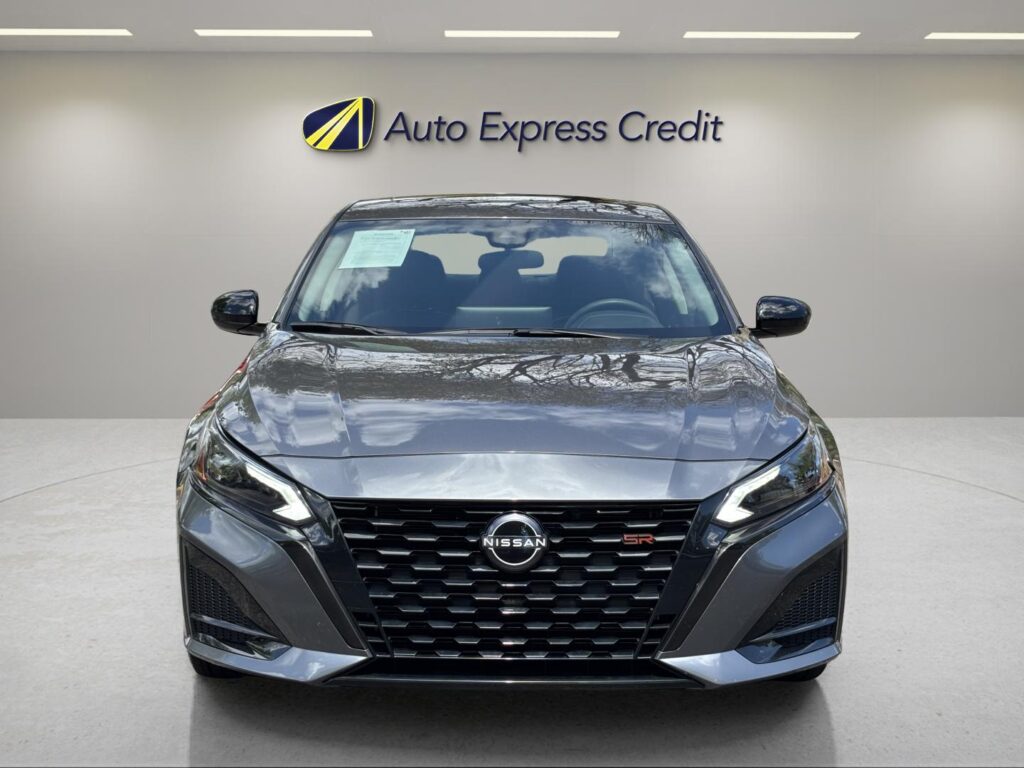 2024 Nissan Altima SR FWD