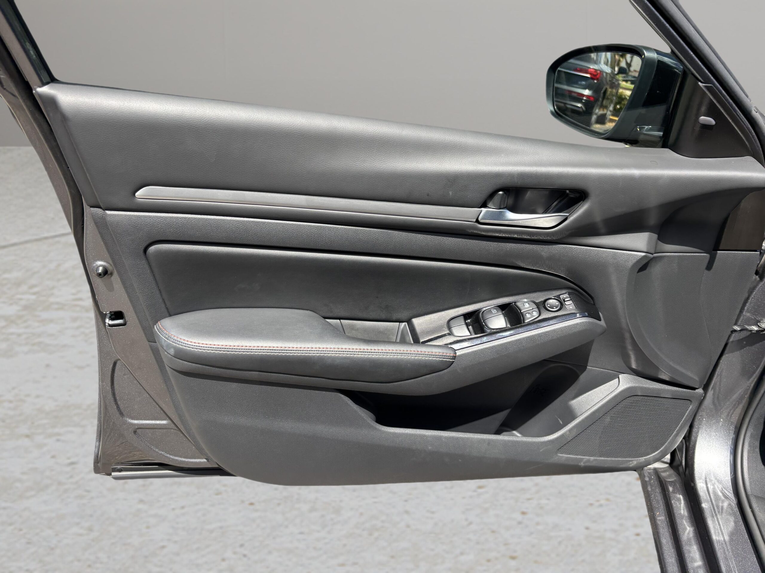 2024 Nissan Altima SR - Photo 34