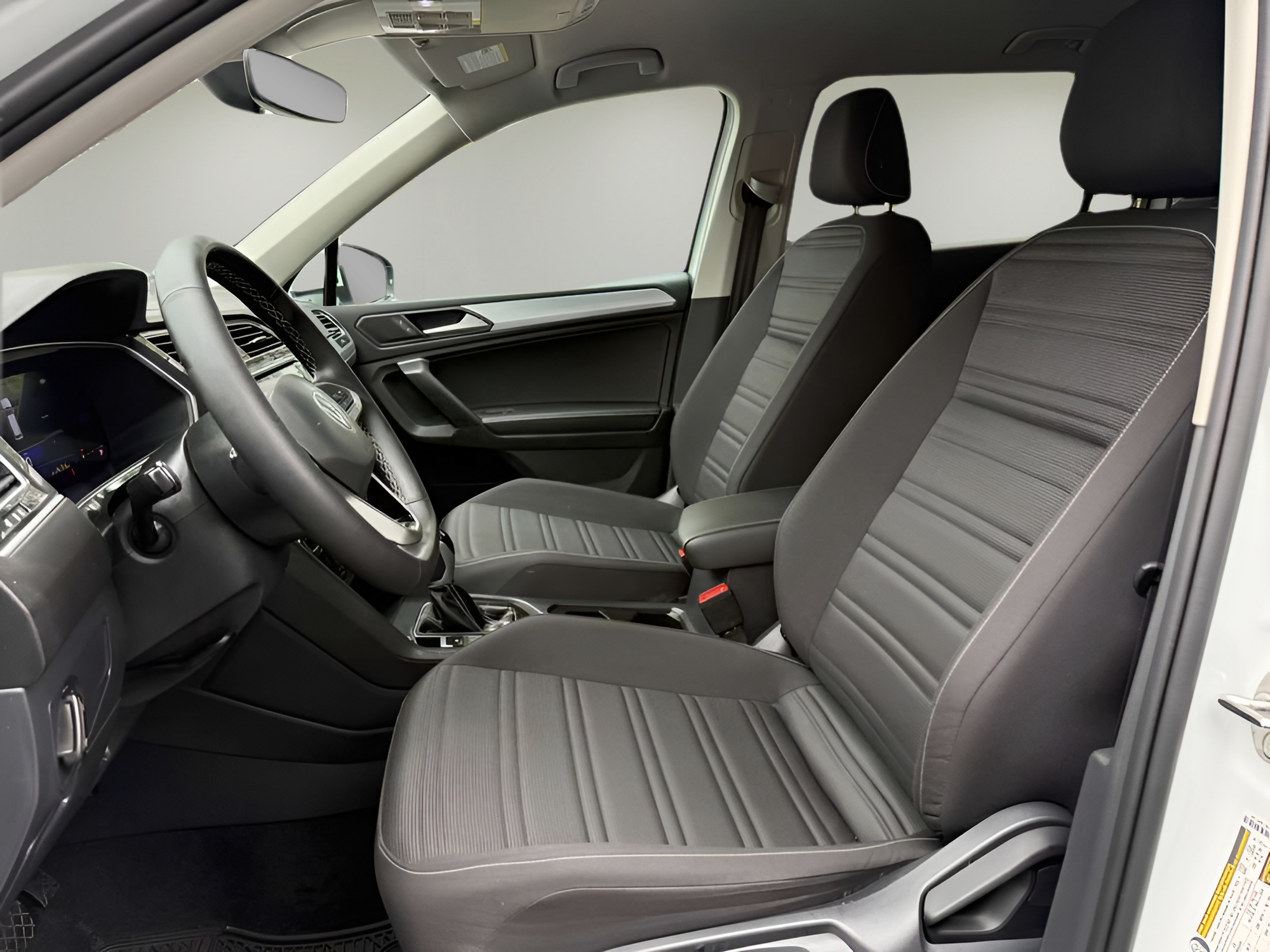 2024 Volkswagen Tiguan S - Photo 30