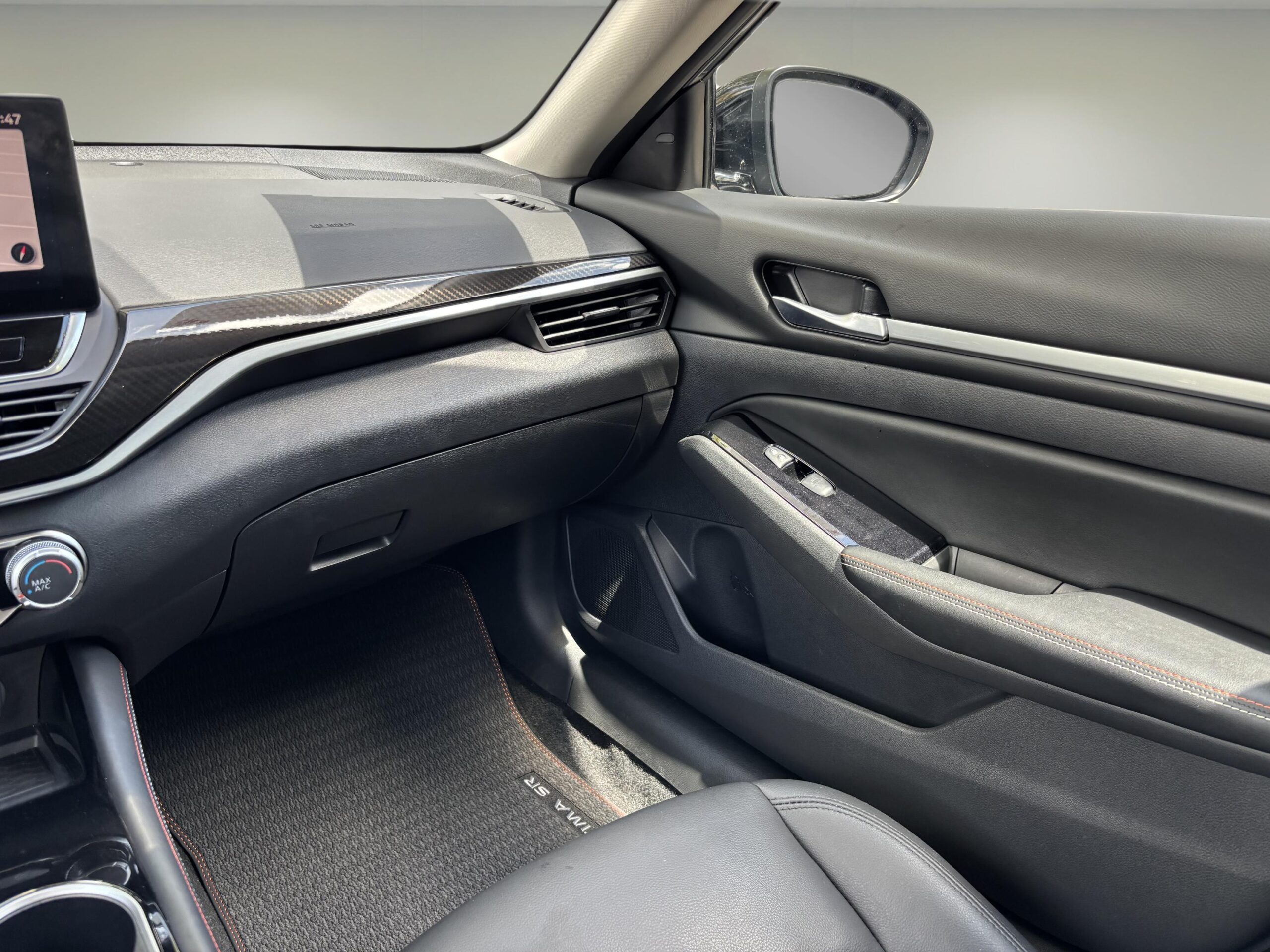 2024 Nissan Altima SR - Photo 37
