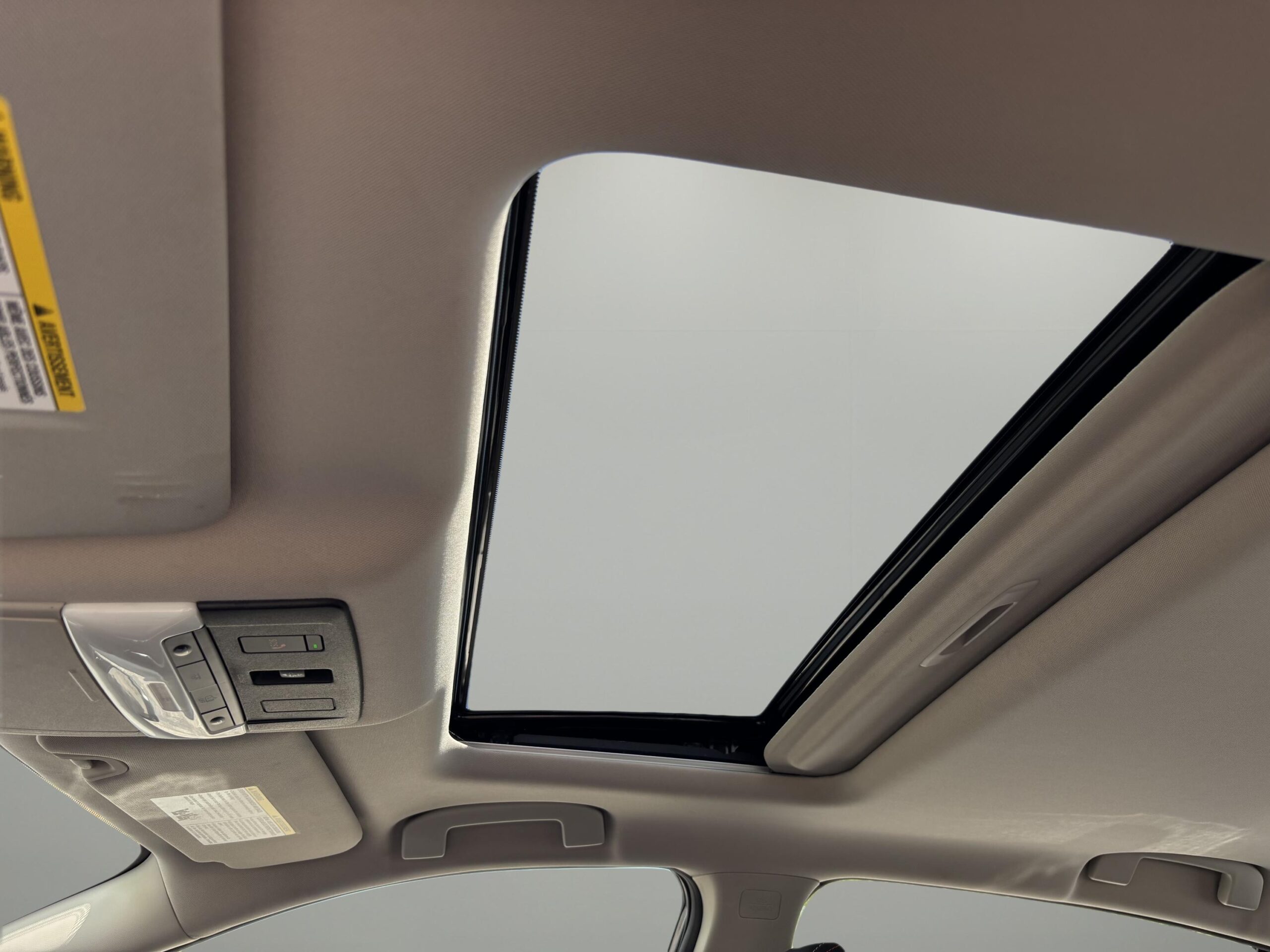 2024 Nissan Altima SR - Photo 20