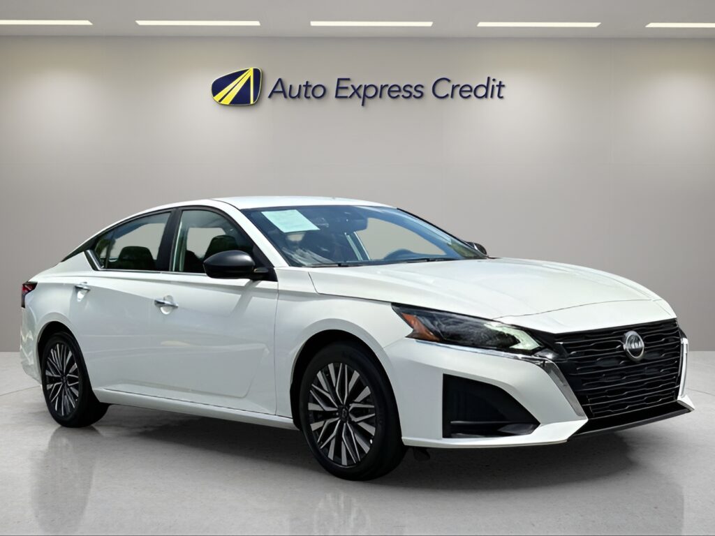2025 Nissan Altima SV FWD
