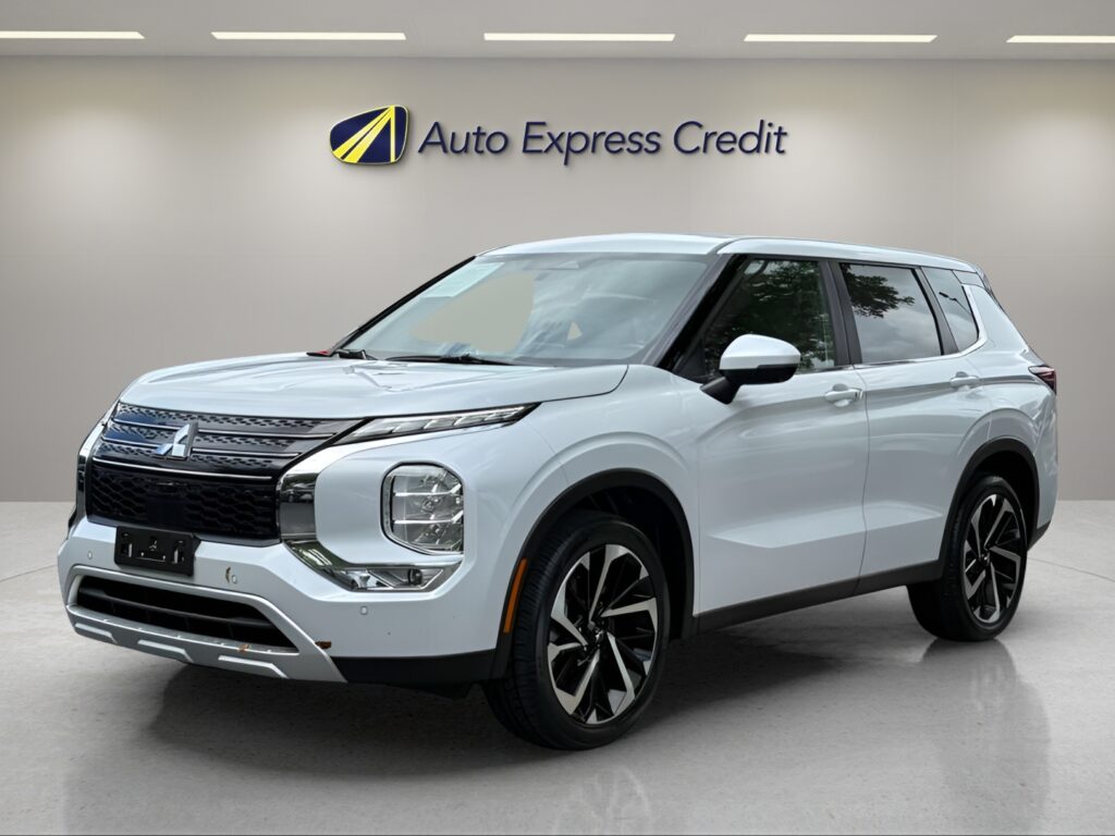 2024 Mitsubishi Outlander SE 2.5 2WD | SE Black Edition S-AWC | SE Black Edition w/Pano Roof S-AWC