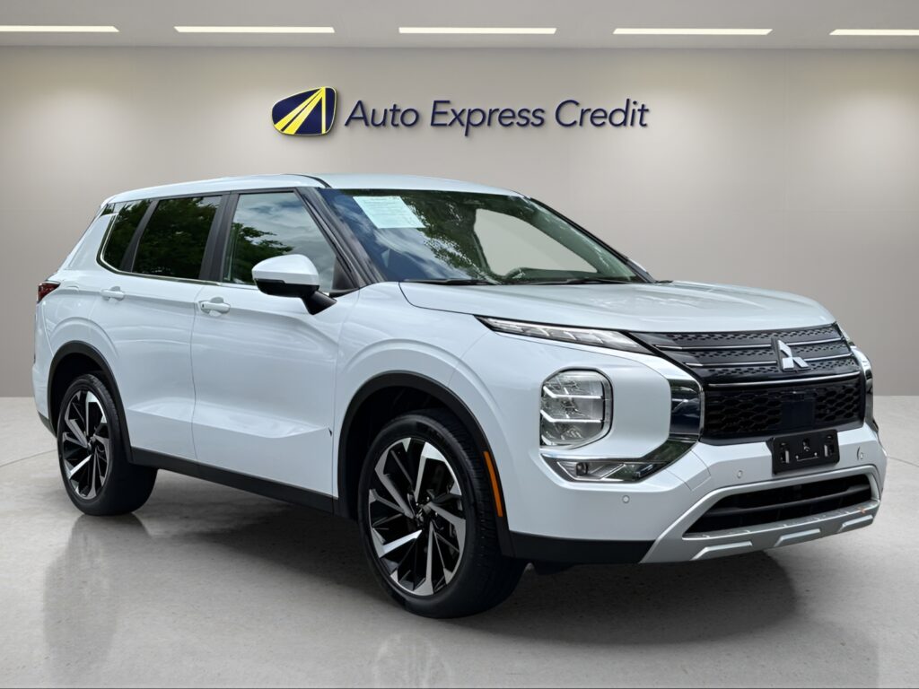 2024 Mitsubishi Outlander SE 2.5 2WD | SE Black Edition S-AWC | SE Black Edition w/Pano Roof S-AWC