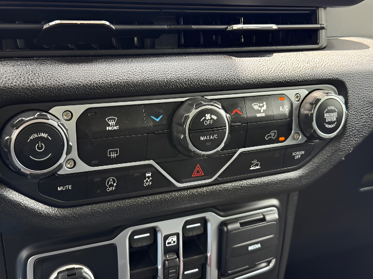 2025 Jeep Wrangler 4-Door Sport S - Photo 34