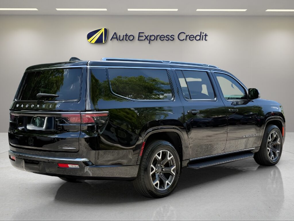 2023 Jeep Wagoneer L Series III 4x2