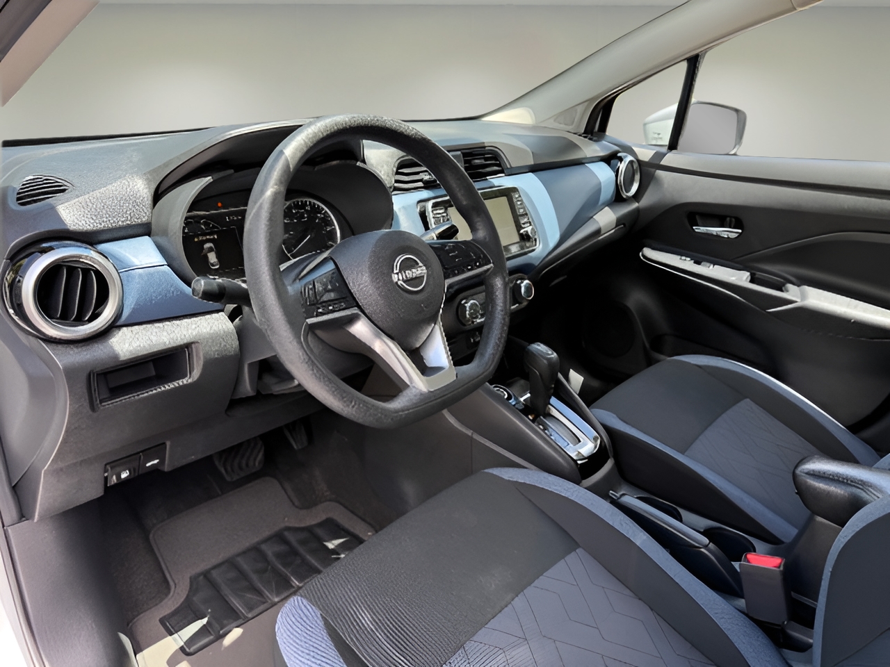 2025 Nissan Versa Sedan SV - Photo 26