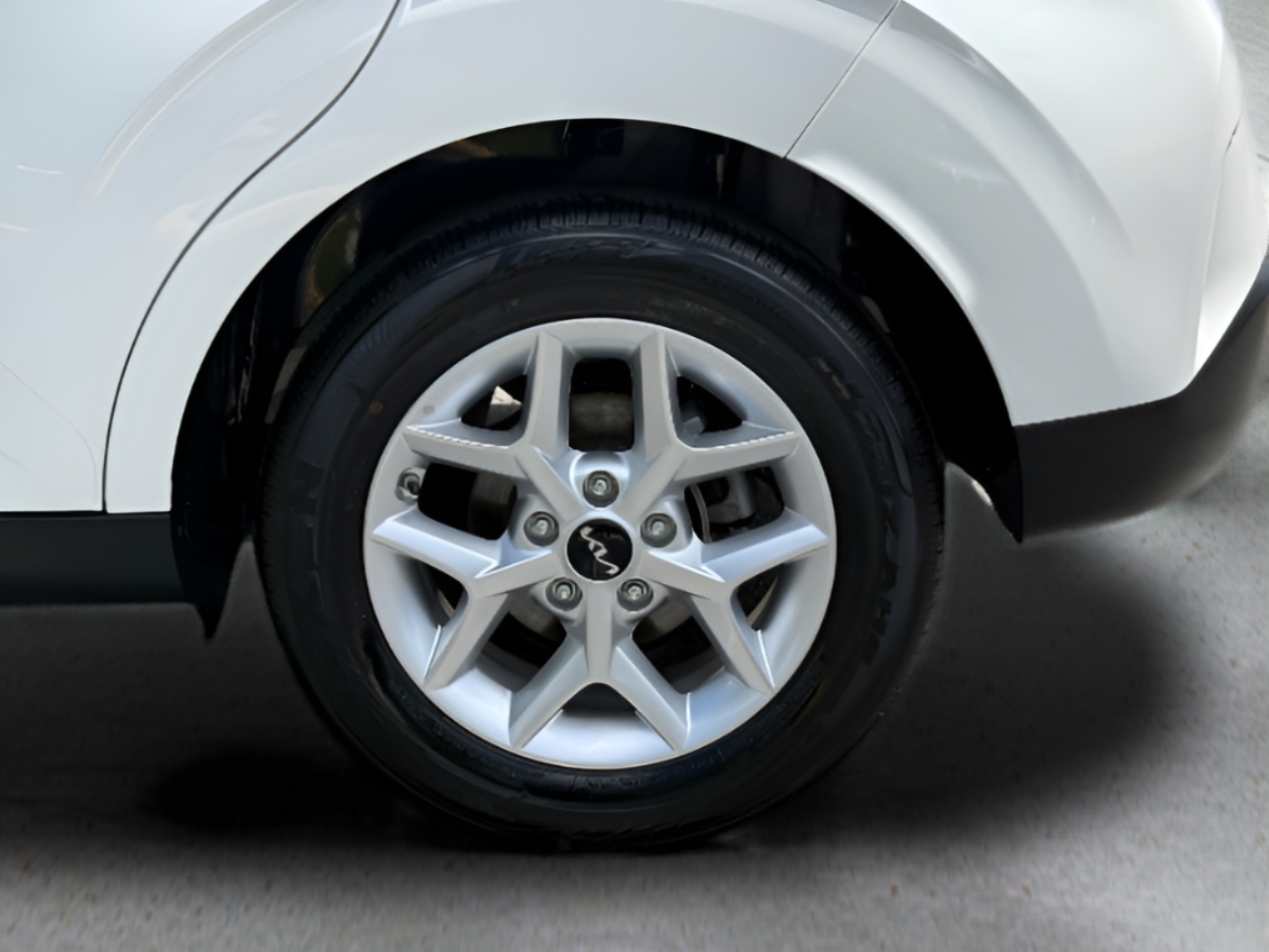 2025 Kia Soul LX - Photo 38