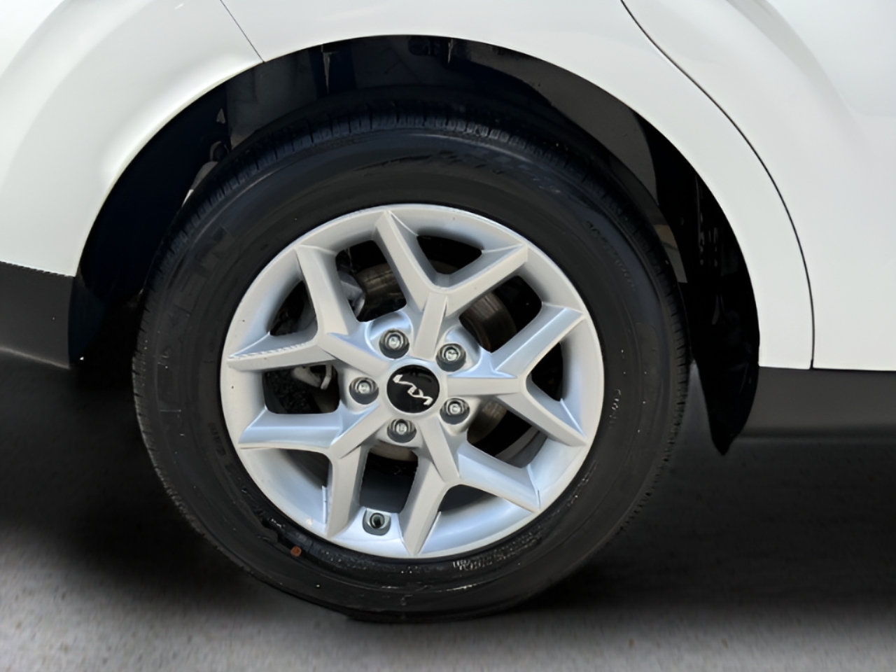 2025 Kia Soul LX - Photo 41