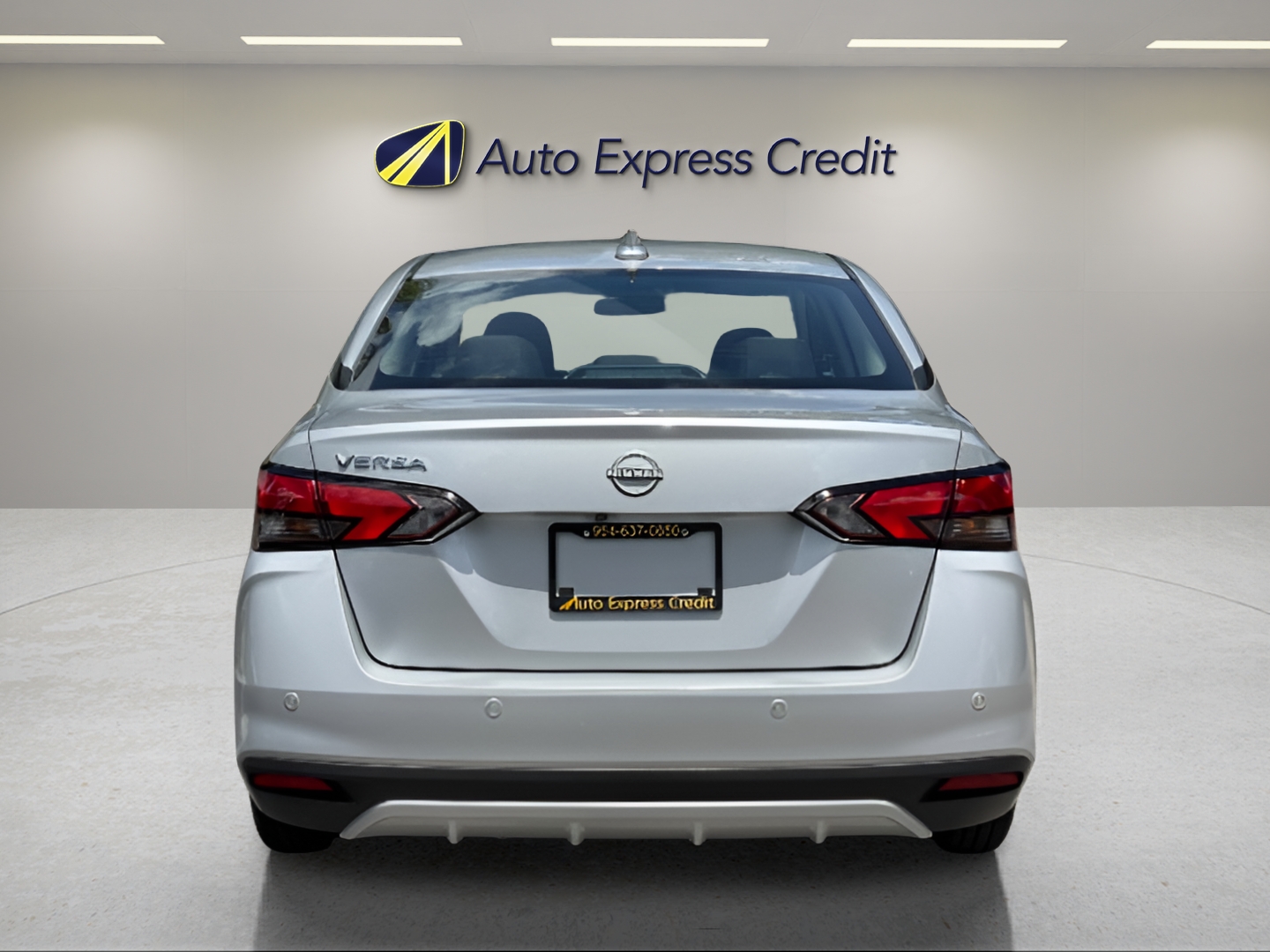 2025 Nissan Versa Sedan SV - Photo 11