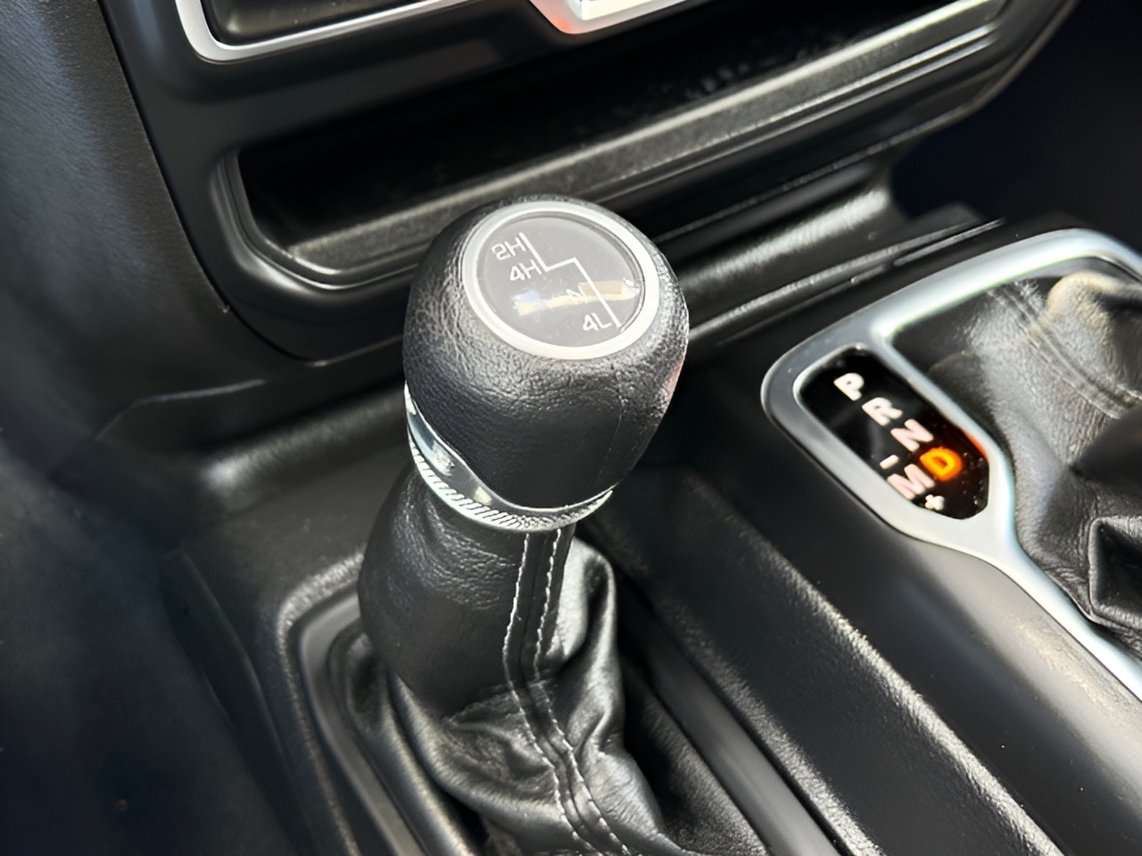 2025 Jeep Wrangler 4-Door Sport S - Photo 37