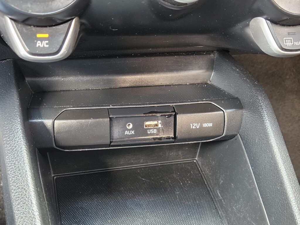 2019 Kia Rio S AT's photo
