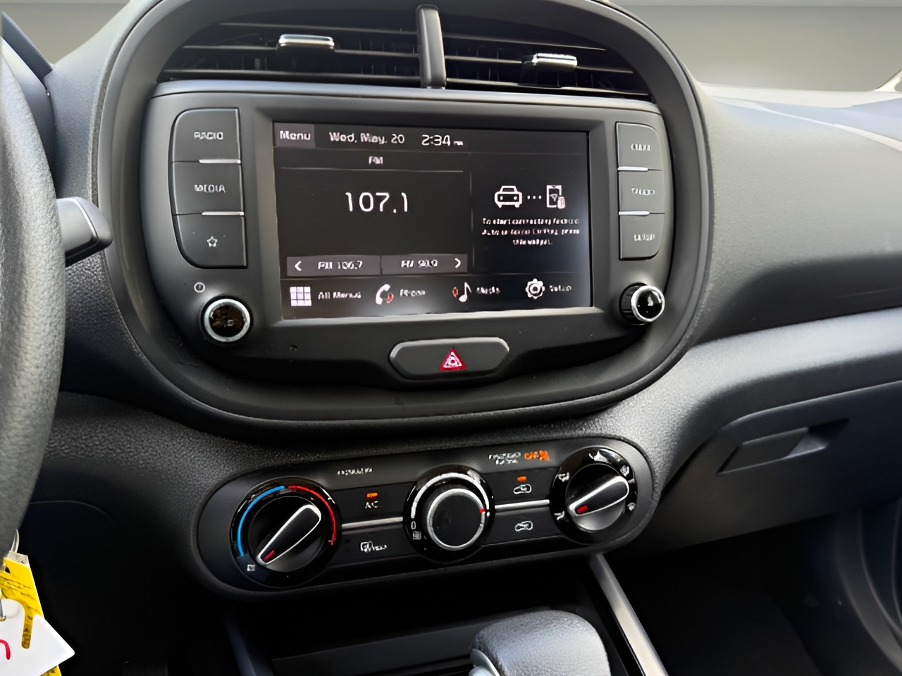 2025 Kia Soul LX - Photo 30