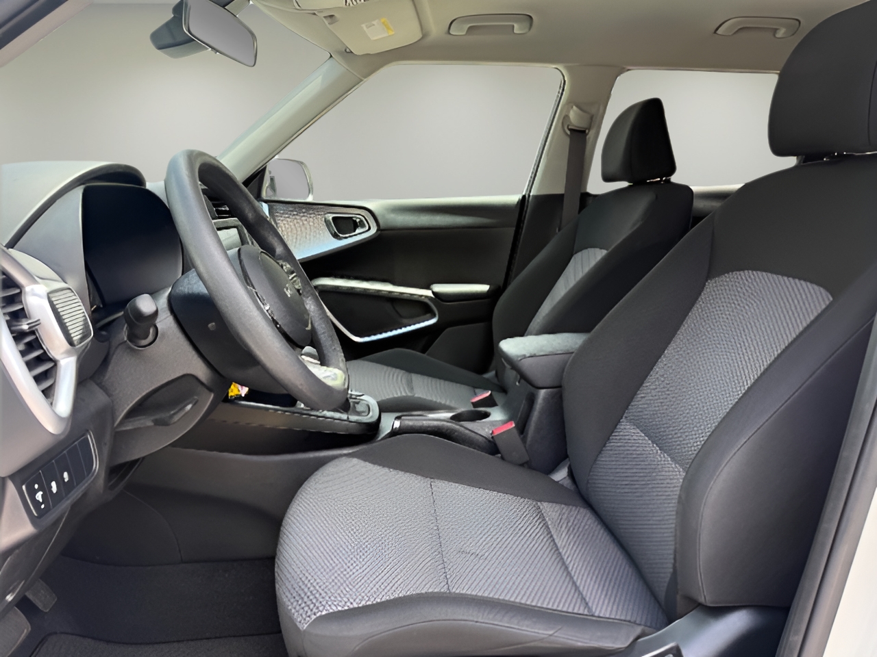 2025 Kia Soul LX - Photo 21