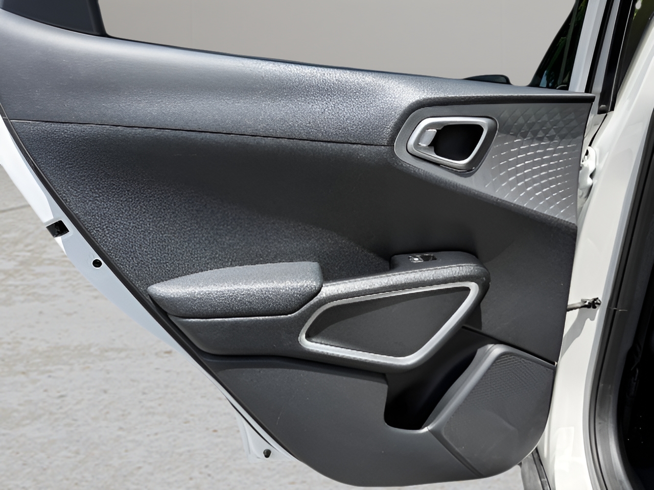 2025 Kia Soul LX - Photo 18