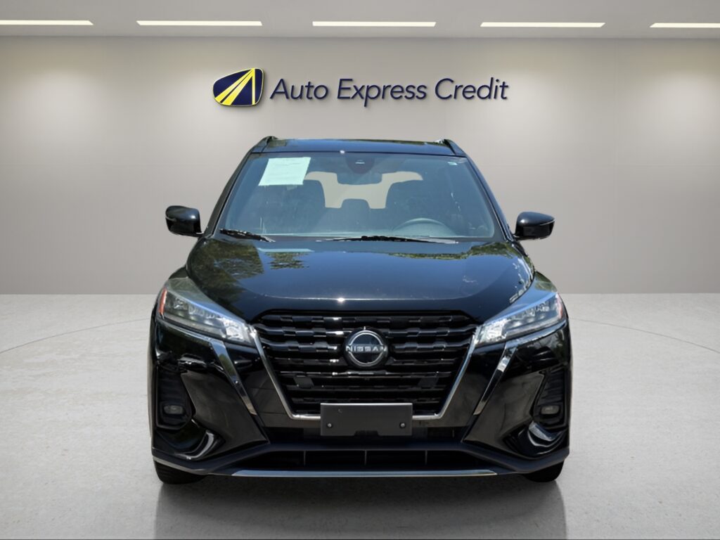 2024 Nissan Kicks SR Xtronic CVT