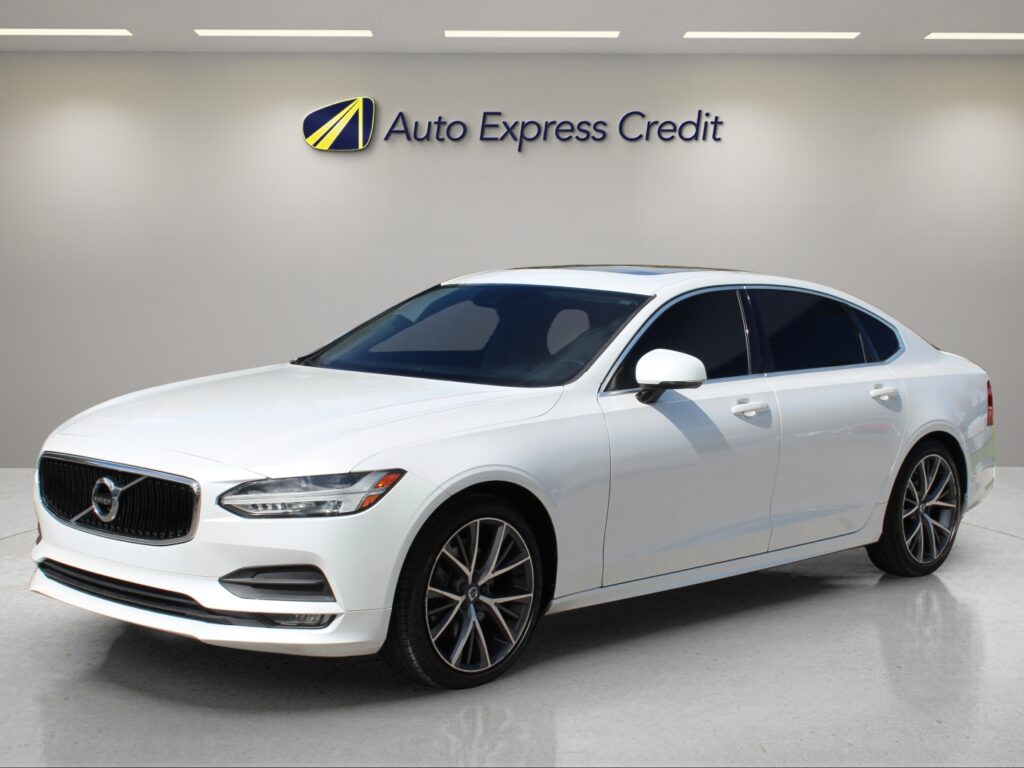 2019 Volvo S90 T5 Momentum AWD
