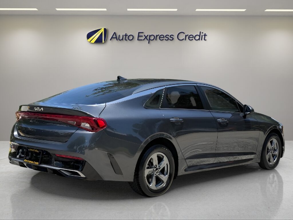 2022 Kia K5 LXS