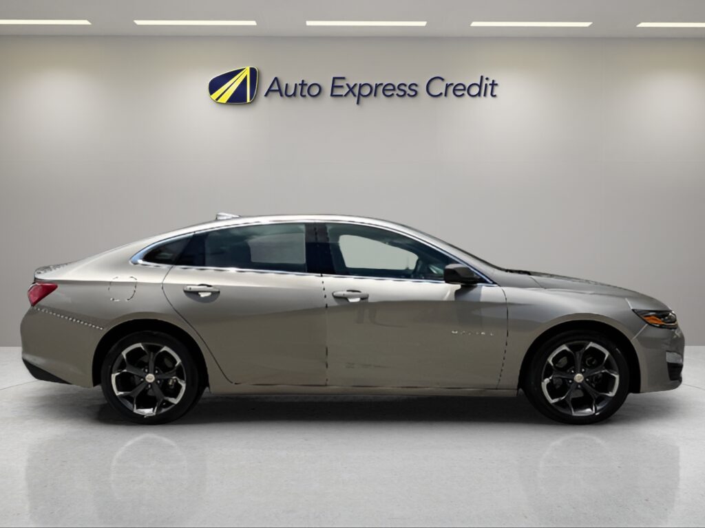 2022 Chevrolet Malibu FWD LT