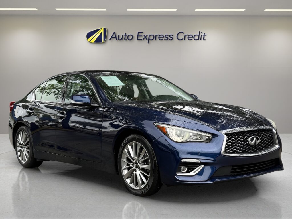 2023 INFINITI Q50 LUXE