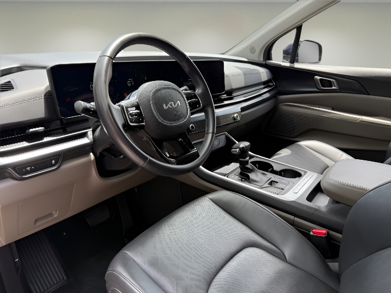2025 Kia Carnival LXS - Photo 24